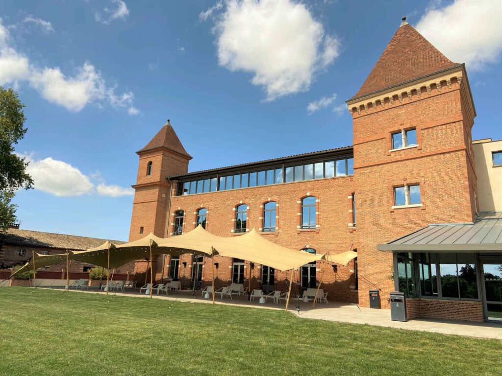 Bâtiment domaine de Pressac